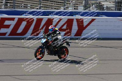 media/Aug-27-2022-Fastrack Riders (Sat) [[c588535105]]/Level 1/Session 1 Start Finish/